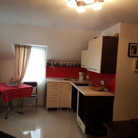 Happy House Apartman Brassó